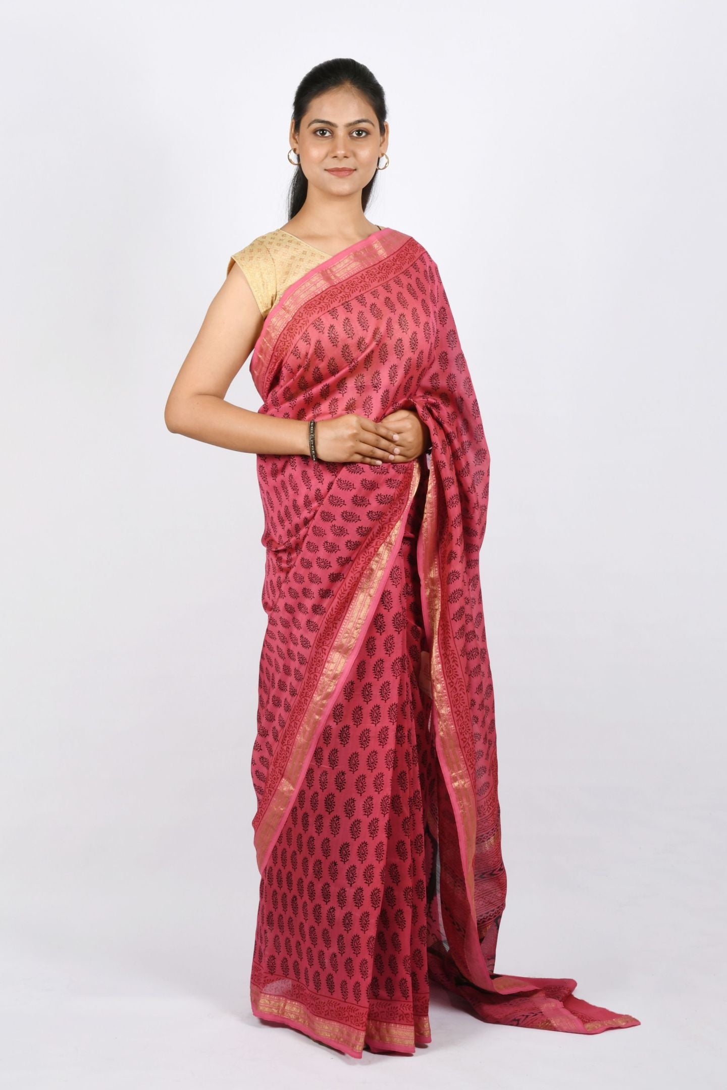 Pink Color Pure Handwoven with Flower Motif Bagh Print Maheshwari Handloom Cotton & Silk Saree