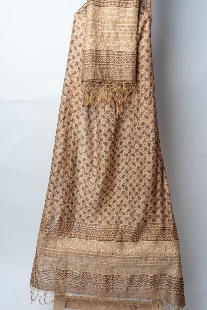 Earthy Botanical Suit with Intricate Motifs and Textured Highlights for Graceful Traditional Attire