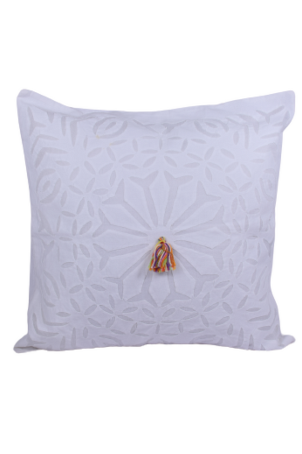 Living Looms White "Sunflower" motif white cushion cover