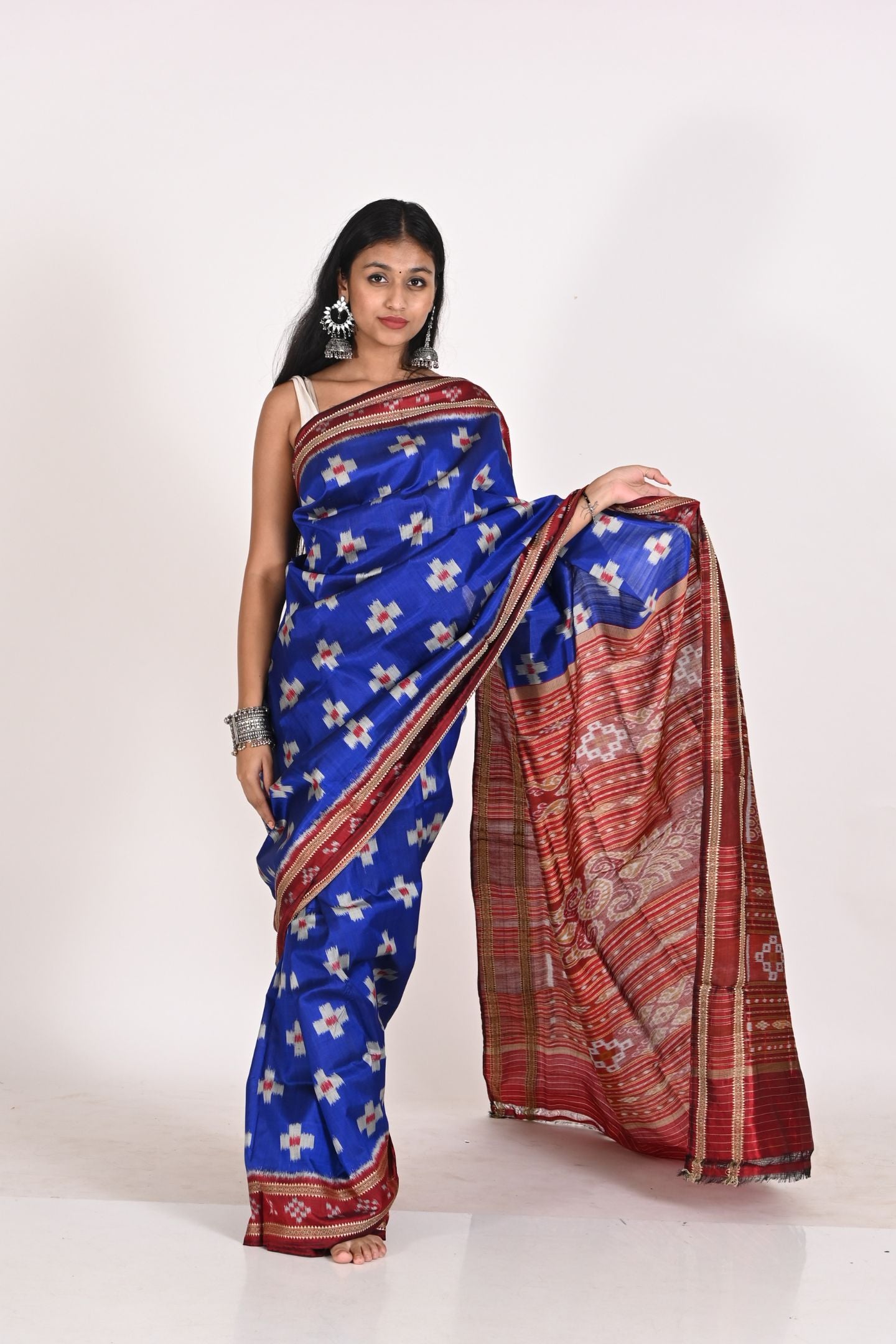 Blue Deha Pasapali Khandua Handloom Ikat Silk Saree