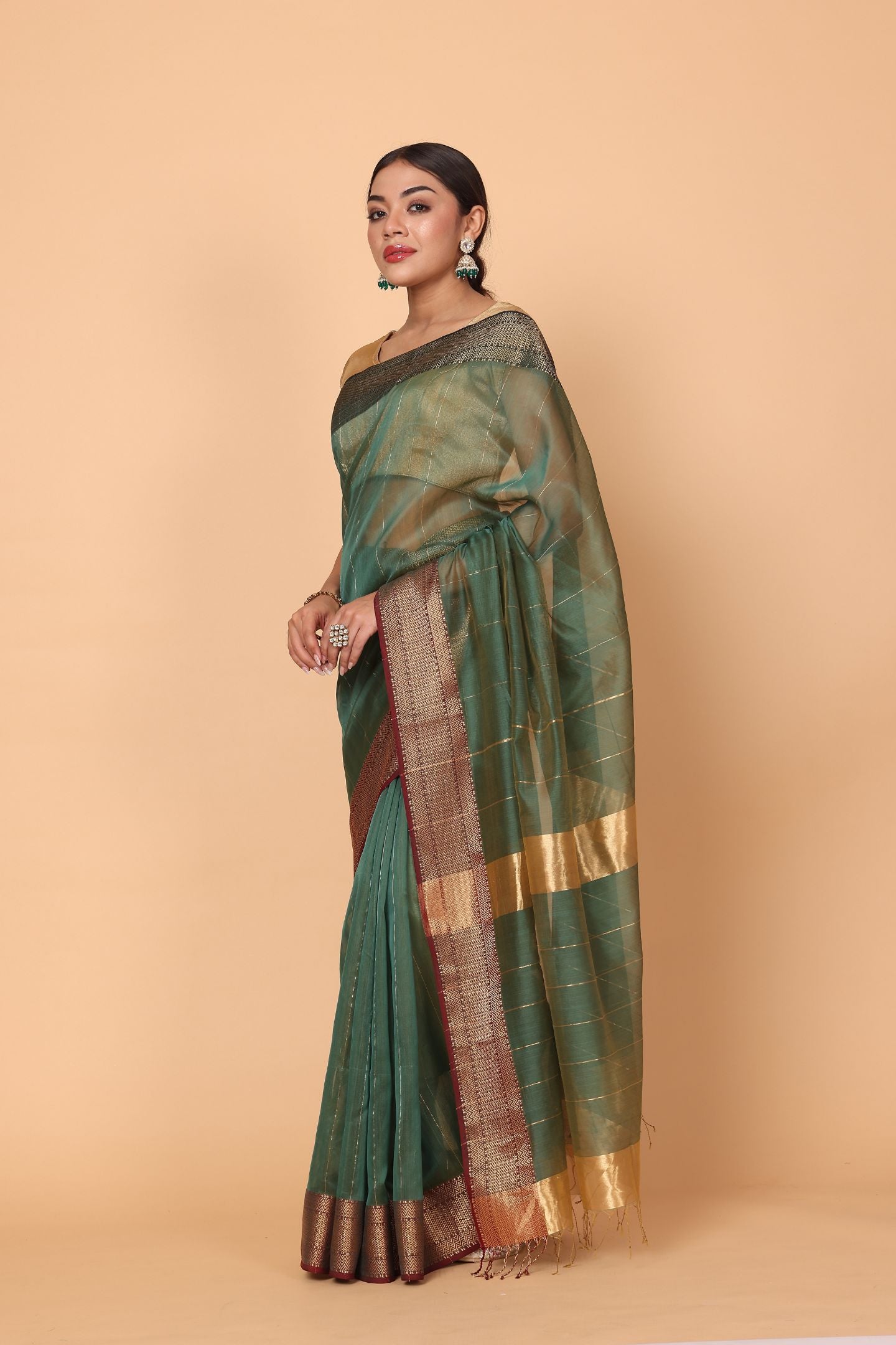 Chameli Phool Cotton and Silk Maheshwari Handloom Saree