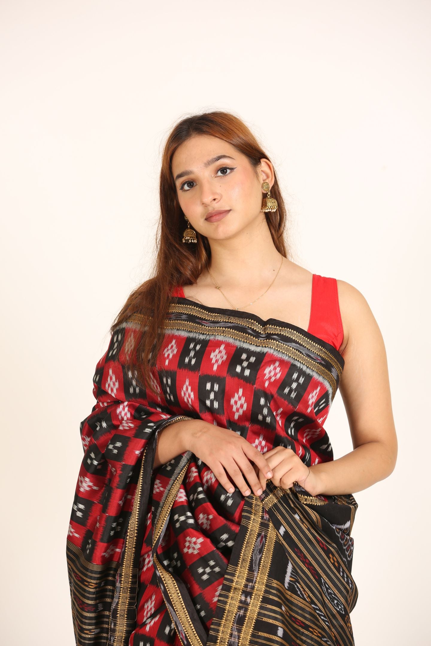 Deha Pasapalli Red Handloom Ikat Silk Saree