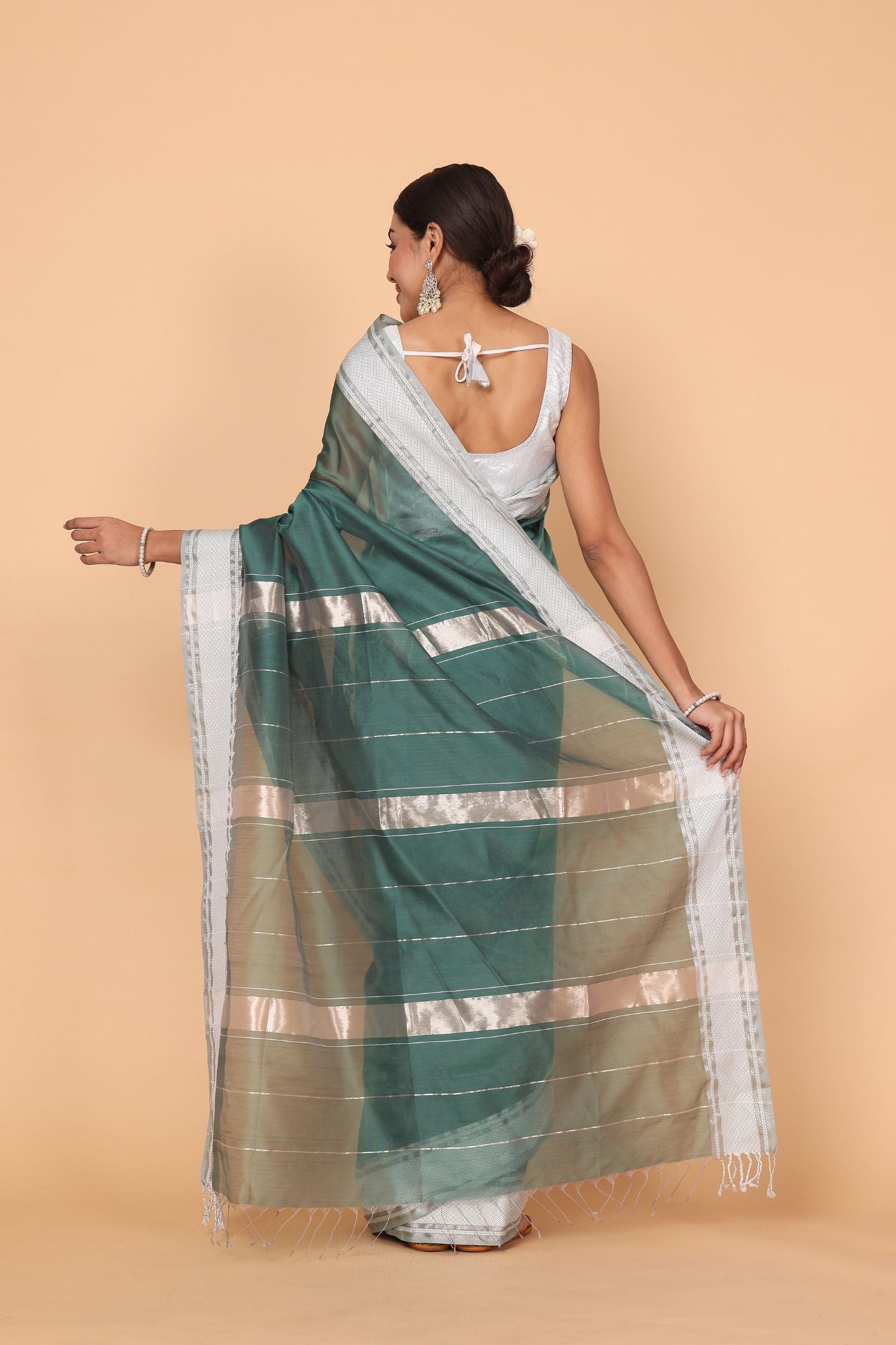 Emerald Blossom Green Cotton and Silk Maheshwari Handloom Saree