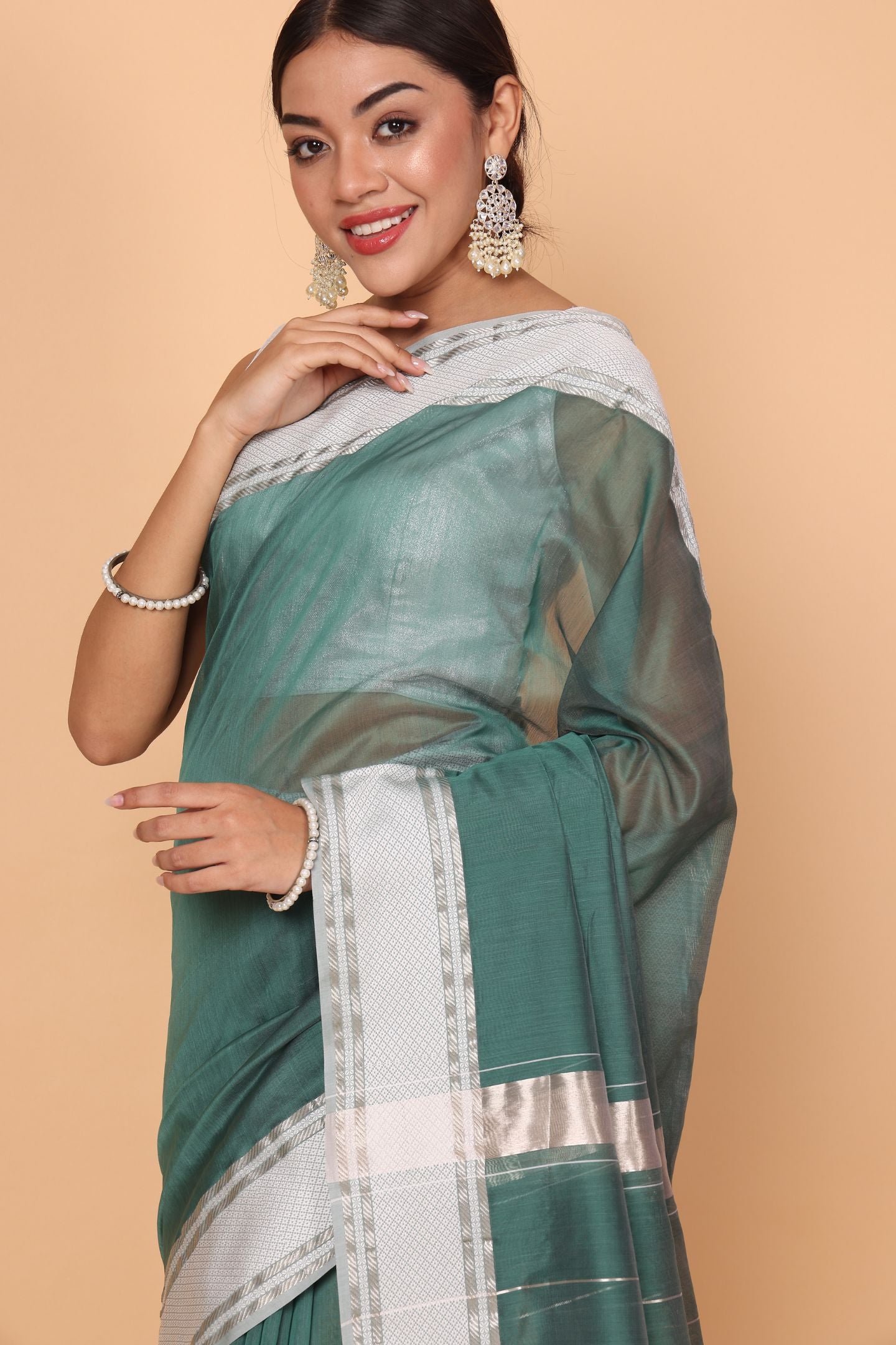 Emerald Blossom Green Cotton and Silk Maheshwari Handloom Saree