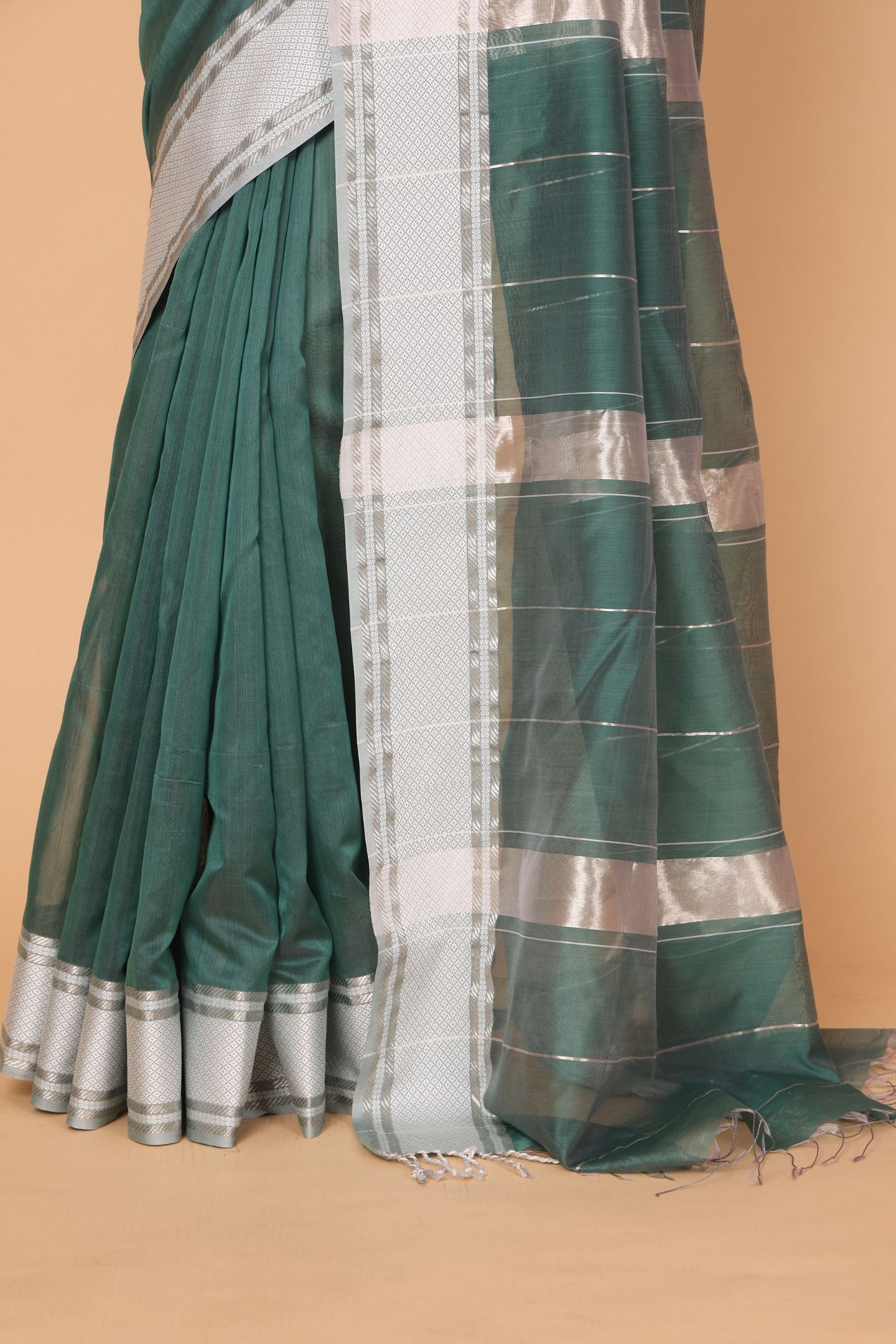 Emerald Blossom Green Cotton and Silk Maheshwari Handloom Saree