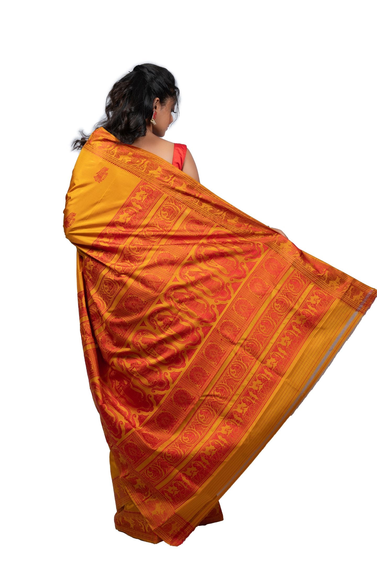 Gold Resham Baluchari Saree With Epic Mythological Figures