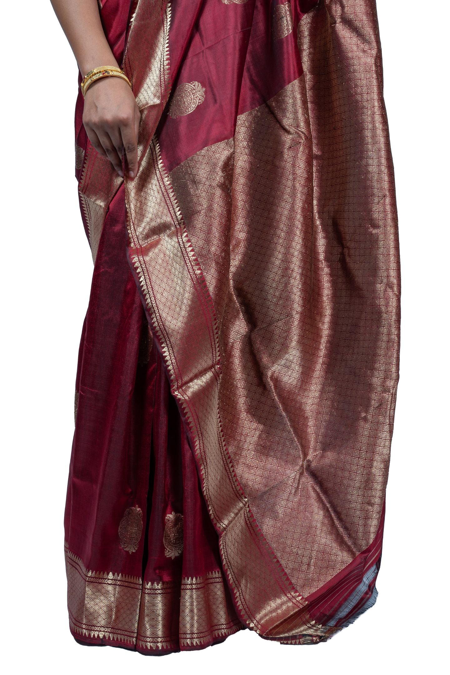 Majestic Maroon Silver Zari Baluchari Saree with Buti and Bhavagiri Motif