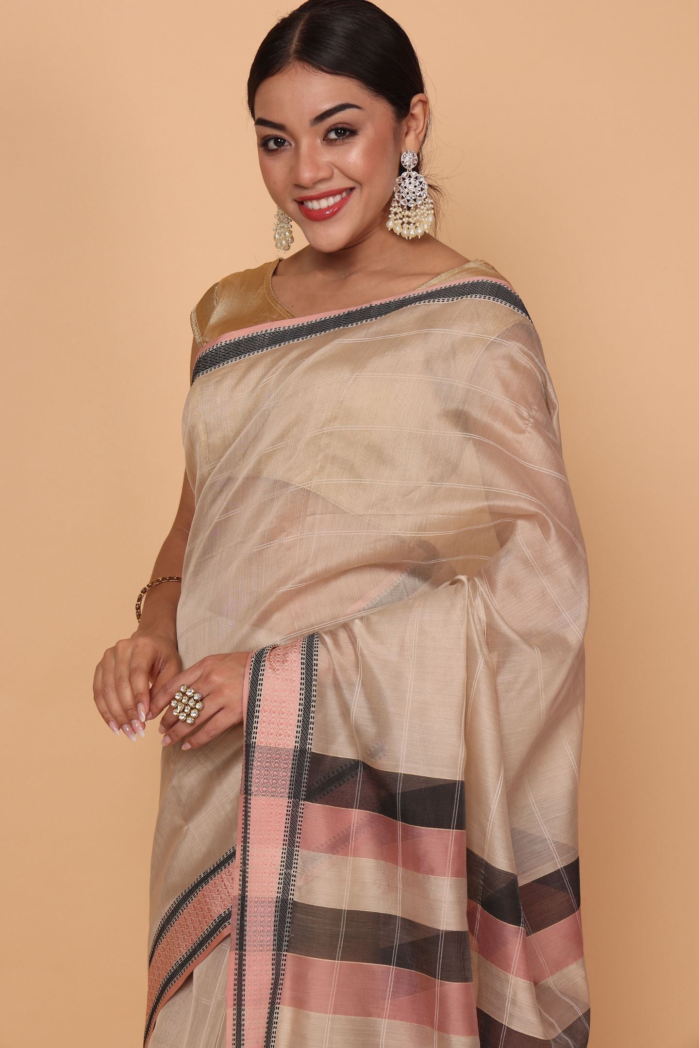 Pinkish Grey Diya Border Cotton and Silk Maheshwari Handloom Saree