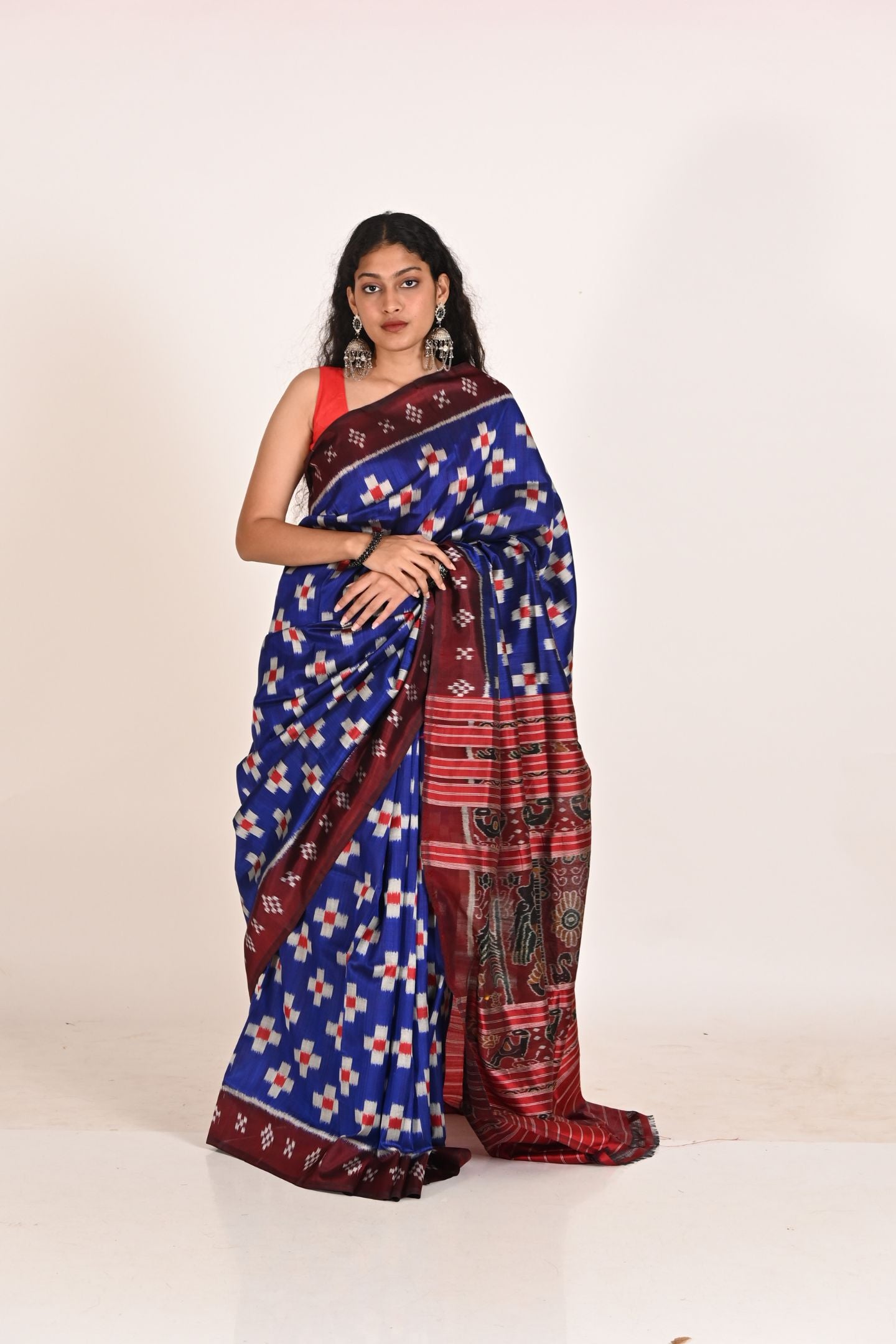 Royal Indigo Maroon Pasapalli Handloom Khandua Silk Saree