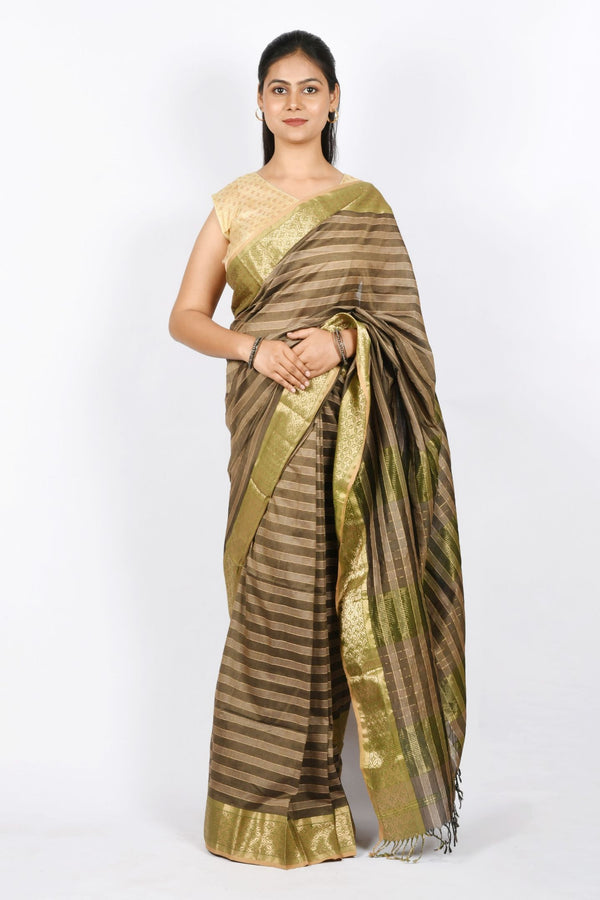 Beautiful Green Shade Pure Cotton and Silk Handloom Maheshwari Saree with Stripes and Checks Work on Pallu