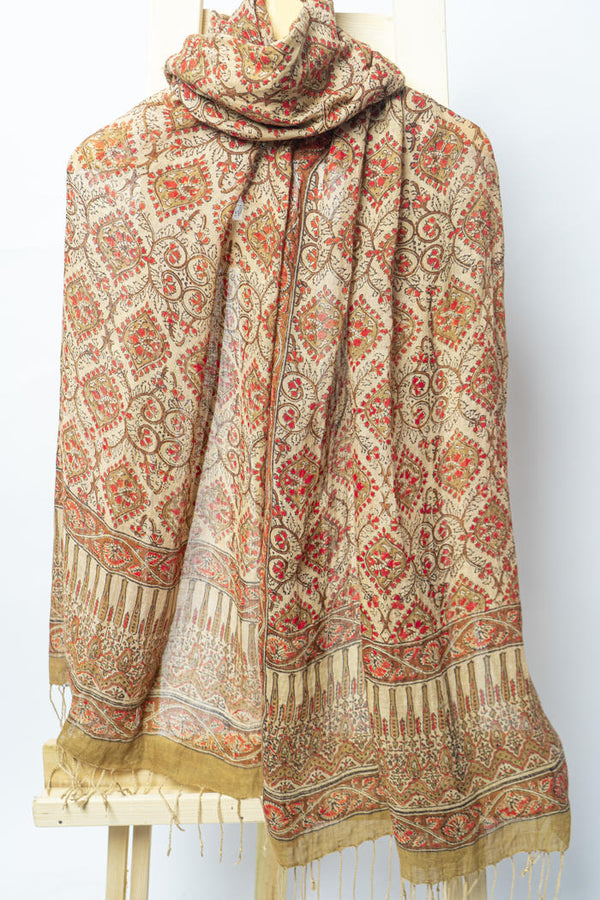 Handwoven Stole with Contrasting Motifs, Intricate Floral Patterns, and Ornate Borders