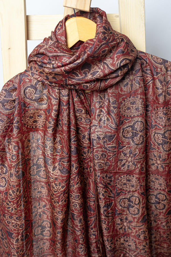 Handwoven Stole with Floral Motifs, Natural Dyes, and Ornate Detailed Borders