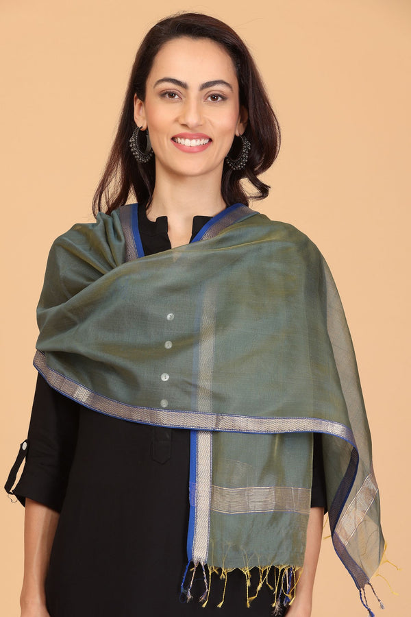 Maheshwari Cotton and Silk Plain Stole Multicolor Stole with Zari Work