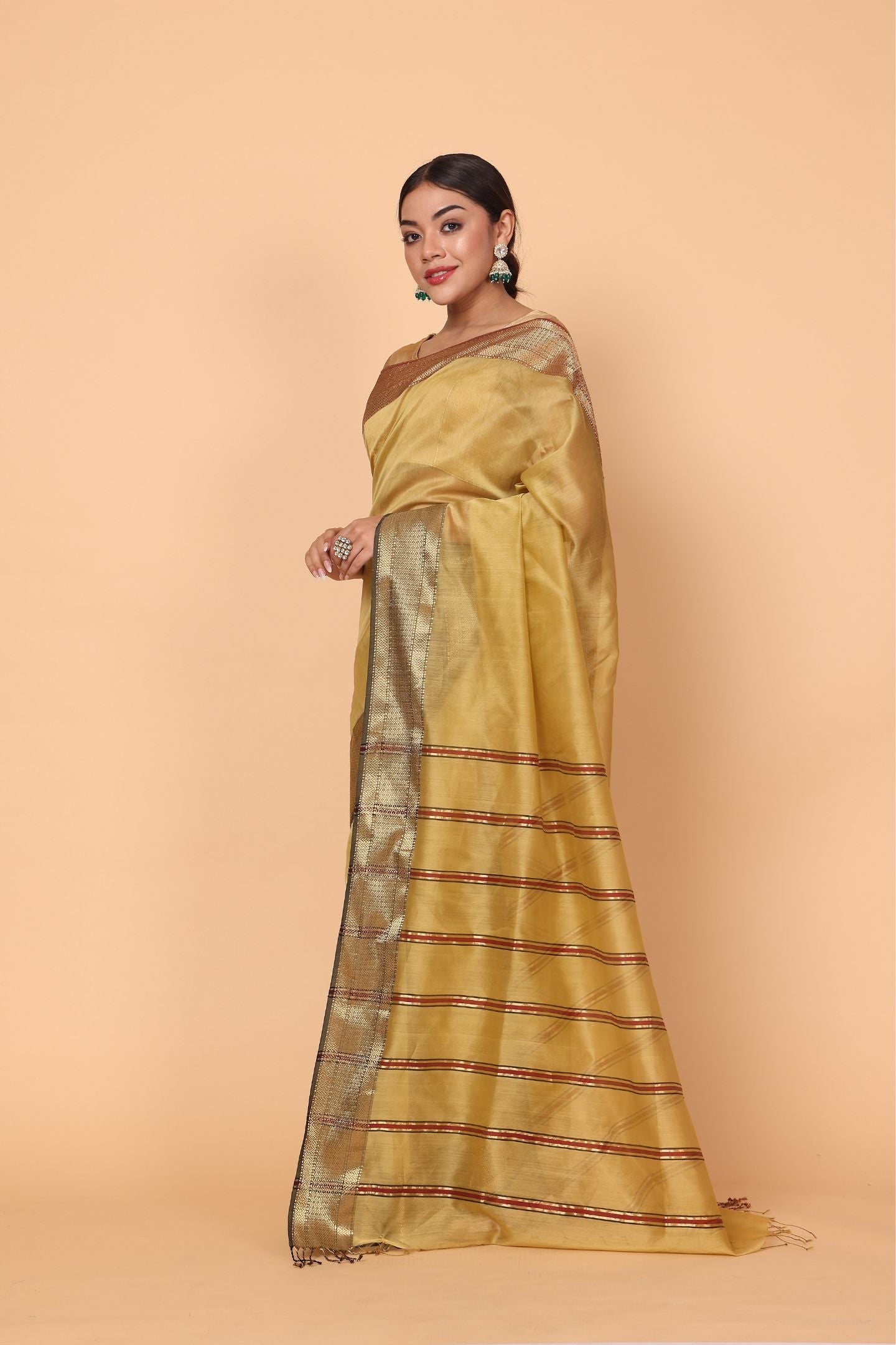 Chameli Phool Cotton and Silk Maheshwari Handloom Saree