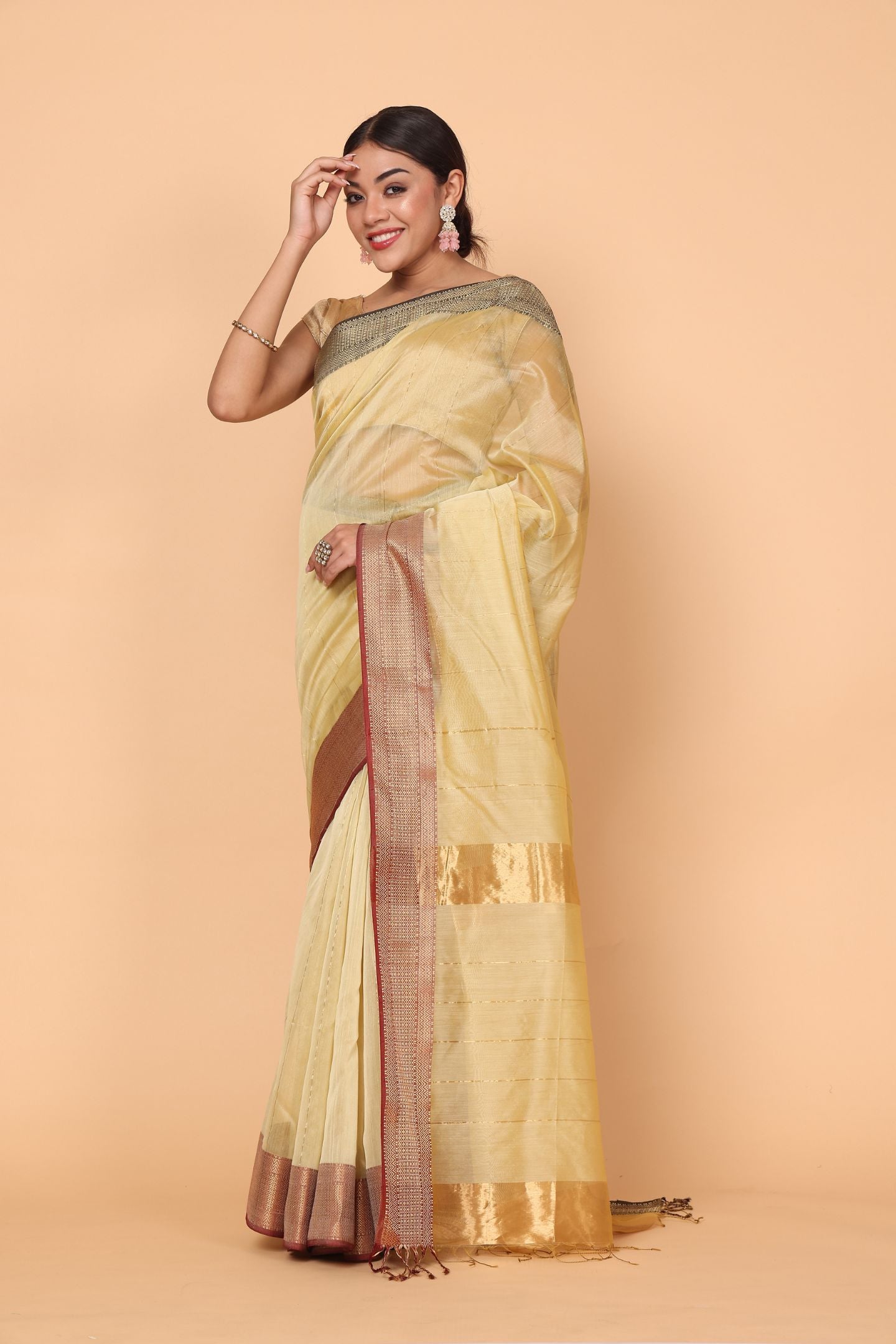 Golden Chameli Blossom Cotton and Silk Maheshwari Handloom Saree
