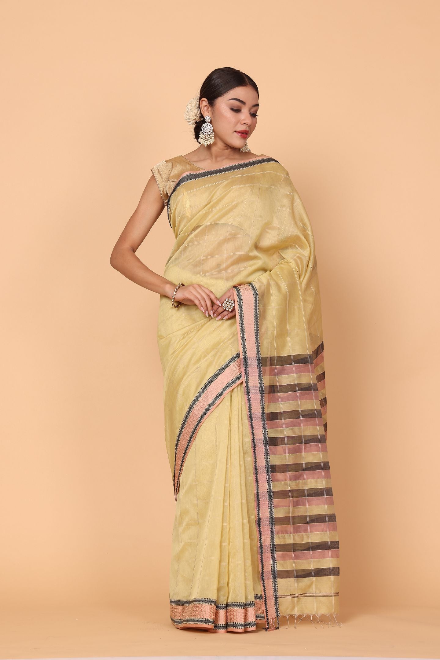 Golden Glow Maheshwari Handloom Saree with Kosa Lining and Diya Border Design