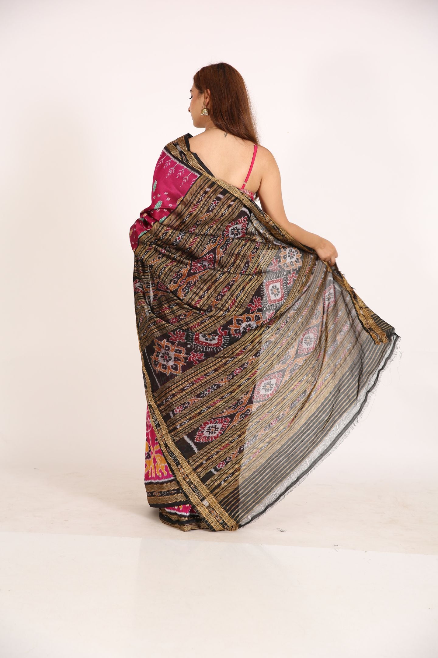 Handloom Ikat Silk Manabasa Pink Saree